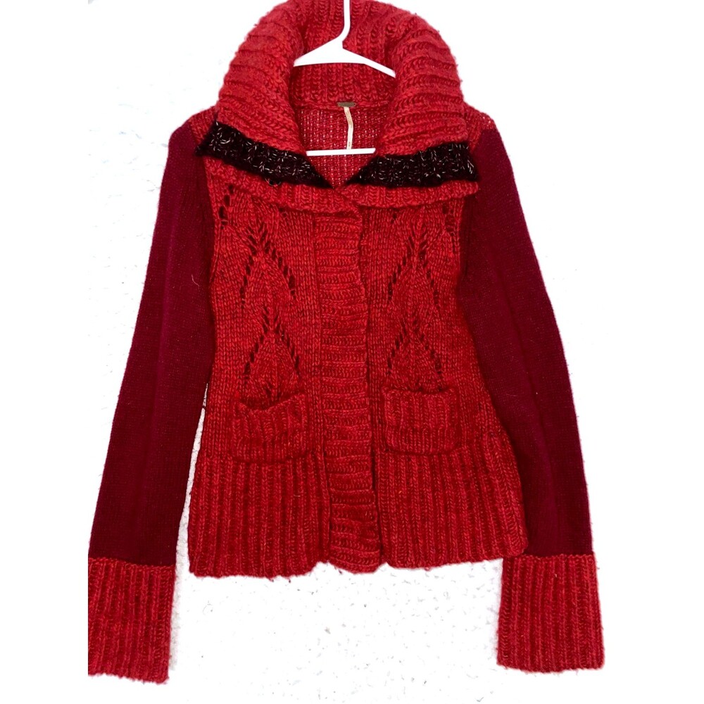 Free People Wool Cardigan Sweater Burgundy Red Women's M Thick Chunky Metal snap